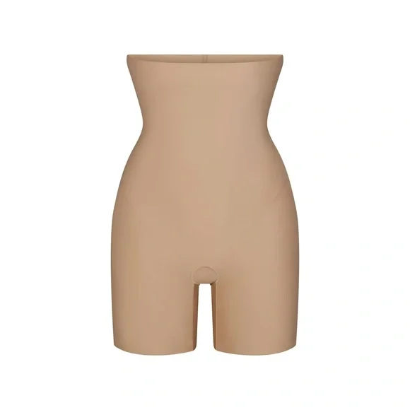 SKIMS Body CORE SCULPT HIGH-WAISTED SHORT Shapewear CLAY - Picture 4 of 6